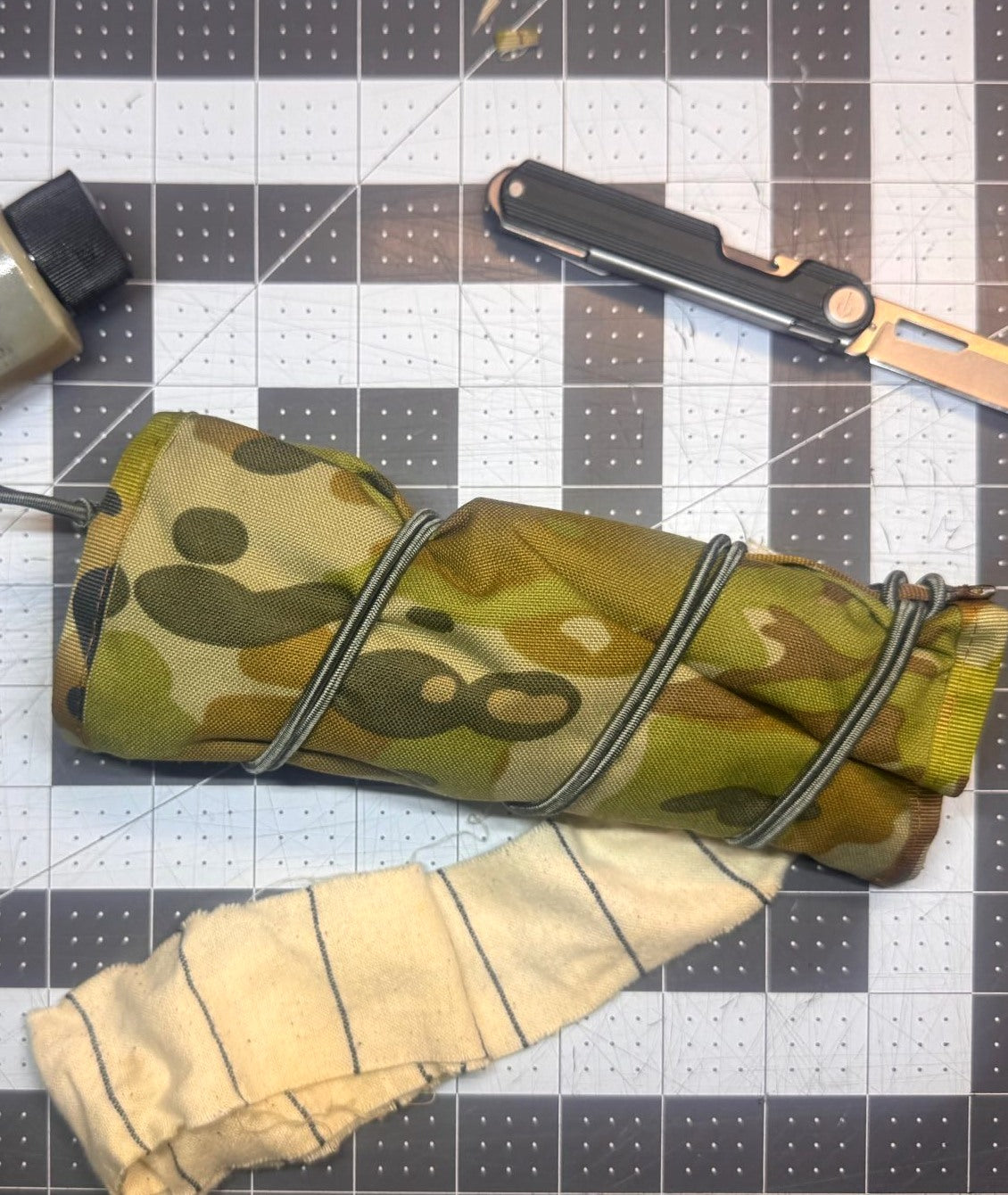 SLIM COK with pull-through, oil and knife